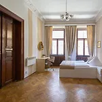 Apartment For Celebrations Spacious 3bdr With Balcony *