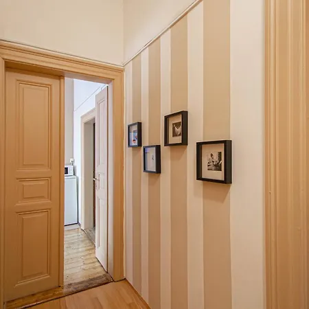 For Celebrations Spacious 3bdr With Balcony * Praga