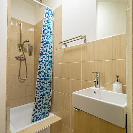 For Celebrations Spacious 3bdr With Balcony * Prag