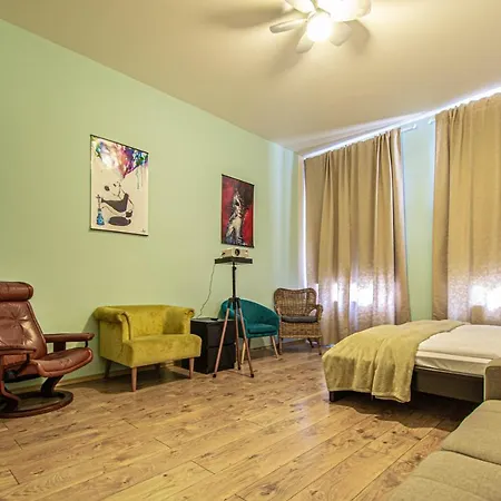 For Celebrations Spacious 3bdr With Balcony * Prag