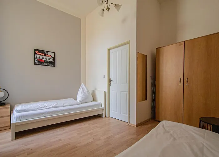 For Celebrations Spacious 3bdr With Balcony Apartamento