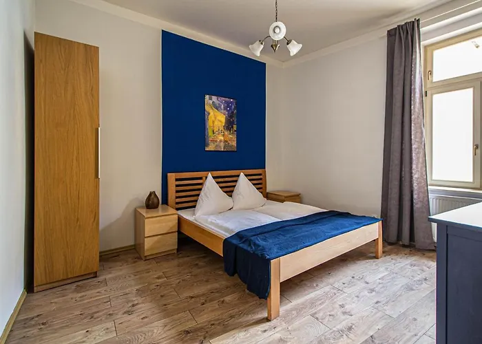 For Celebrations Spacious 3bdr With Balcony