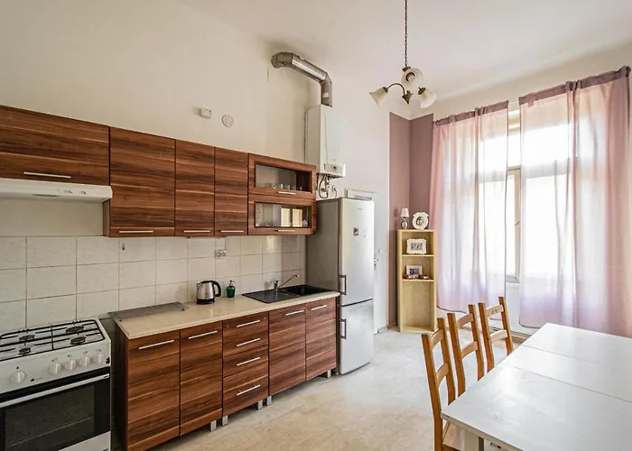 For Celebrations Spacious 3bdr With Balcony Apartamento *
