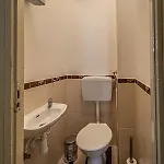 For Celebrations Spacious 3bdr With Balcony Prague