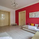 For Celebrations Spacious 3bdr With Balcony Apartment
