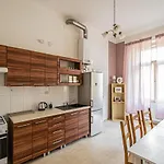 For Celebrations Spacious 3bdr With Balcony Apartment *