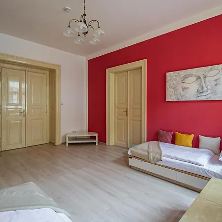 For Celebrations Spacious 3bdr With Balcony Apartmán