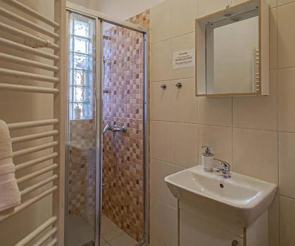 Διαμέρισμα For Celebrations Spacious 3bdr With Balcony