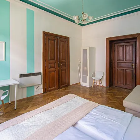 For Celebrations Spacious 3bdr With Balcony דירה