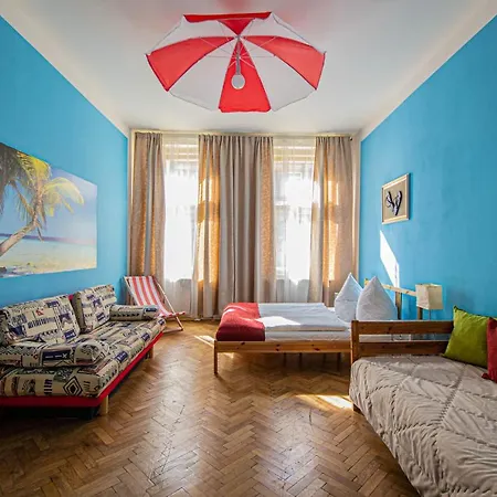 Lägenhet For Celebrations Spacious 3bdr With Balcony