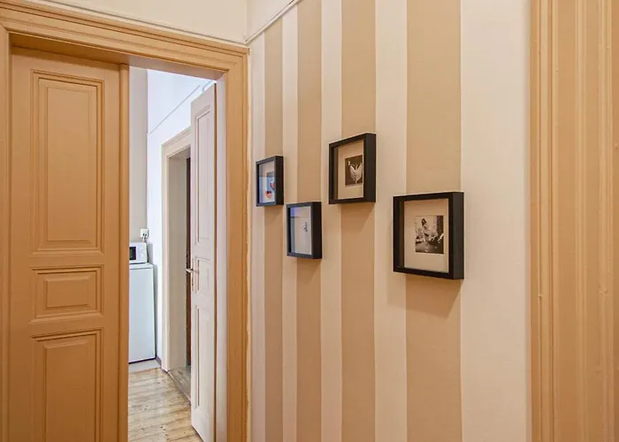 For Celebrations Spacious 3bdr With Balcony * Prag
