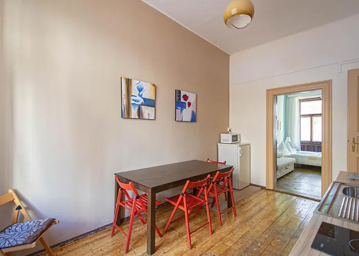 Lägenhet For Celebrations Spacious 3bdr With Balcony