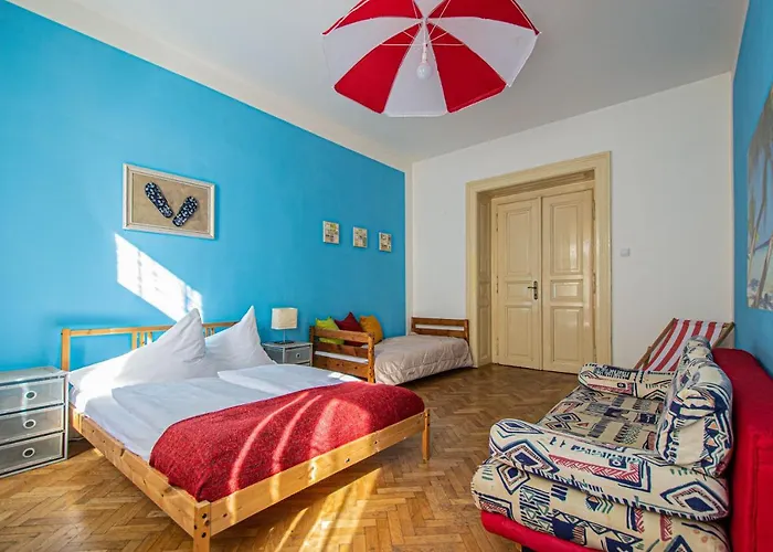 Lägenhet For Celebrations Spacious 3bdr With Balcony *