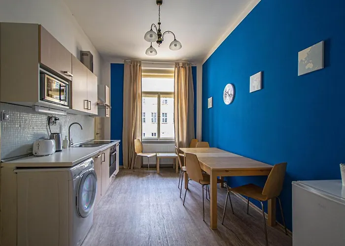 For Celebrations Spacious 3bdr With Balcony *